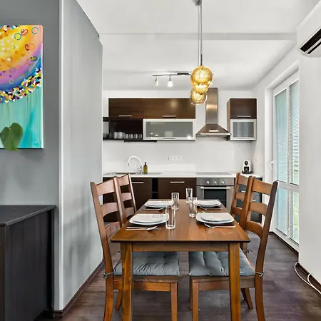 Homely With Balcony - Ba 公寓 布拉迪斯拉发