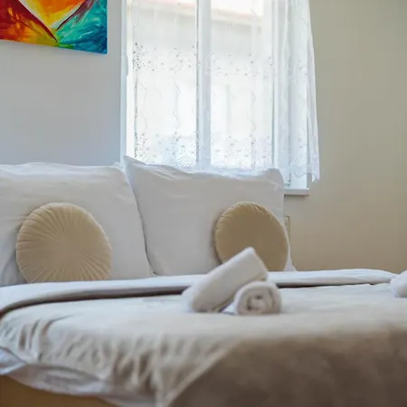 Homely With Balcony - Ba * Bratislava