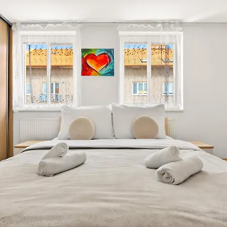 公寓 Homely With Balcony - Ba 布拉迪斯拉发